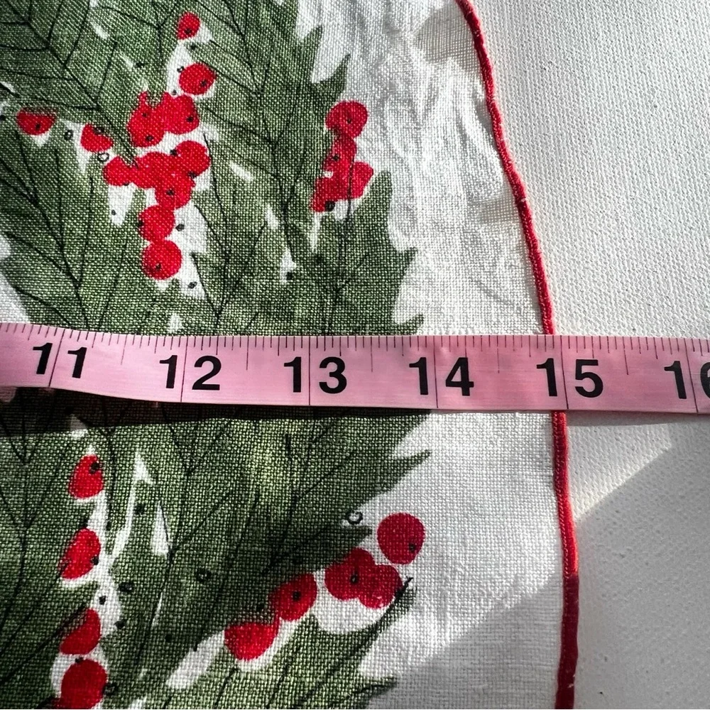 Vintage Vera Neumann Holly Wreath Christmas Linen Decor